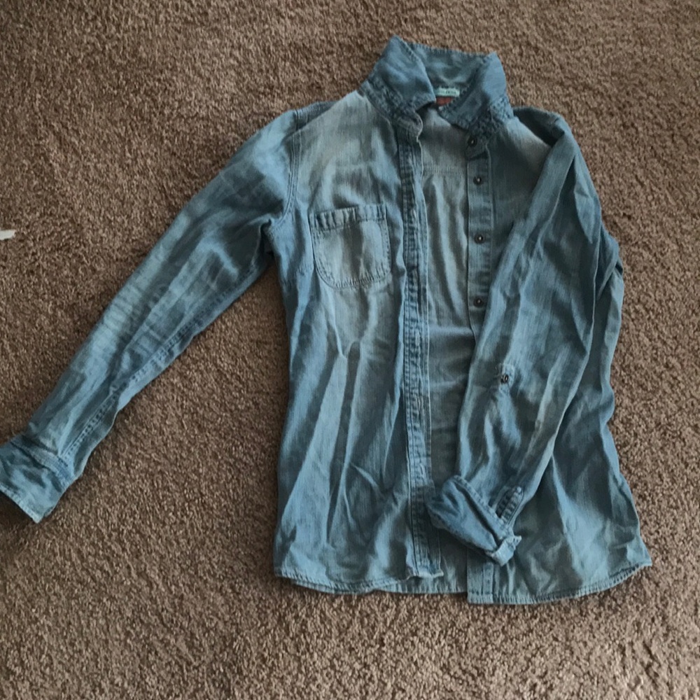 Maurice’s Chambray Jean Button-up Shirt